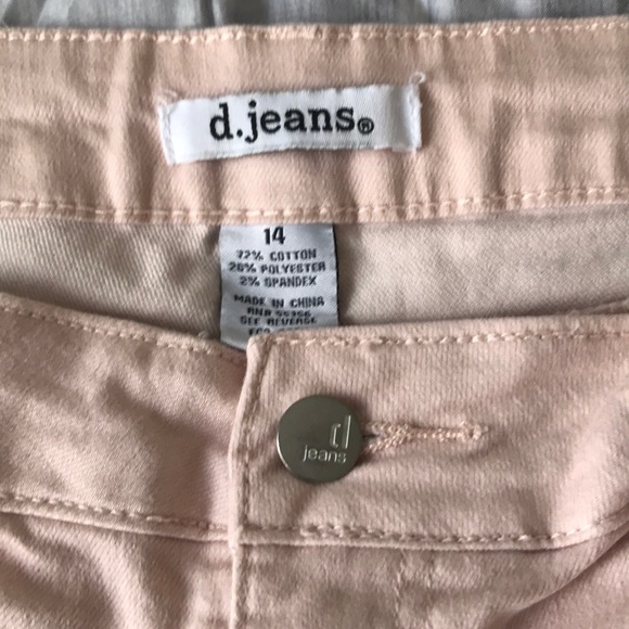 Pants - Picture 4 of 4